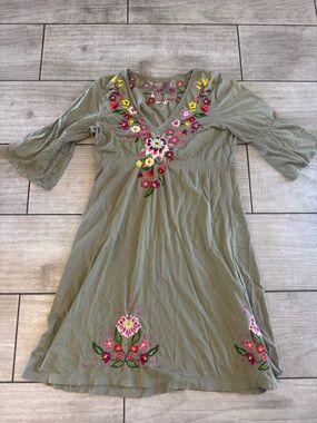 Johnny Was Floral Embroidered dress Green Size M